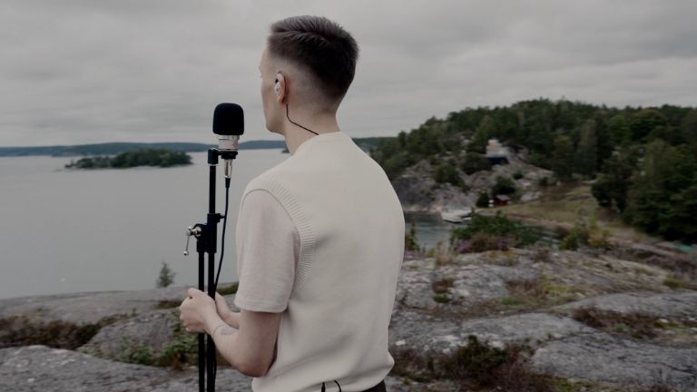 Eliot twelve singing looking at the sea